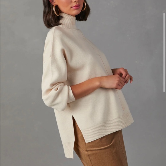 VICI Ivory Turtleneck Pullover Sweater - Picture 3 of 4